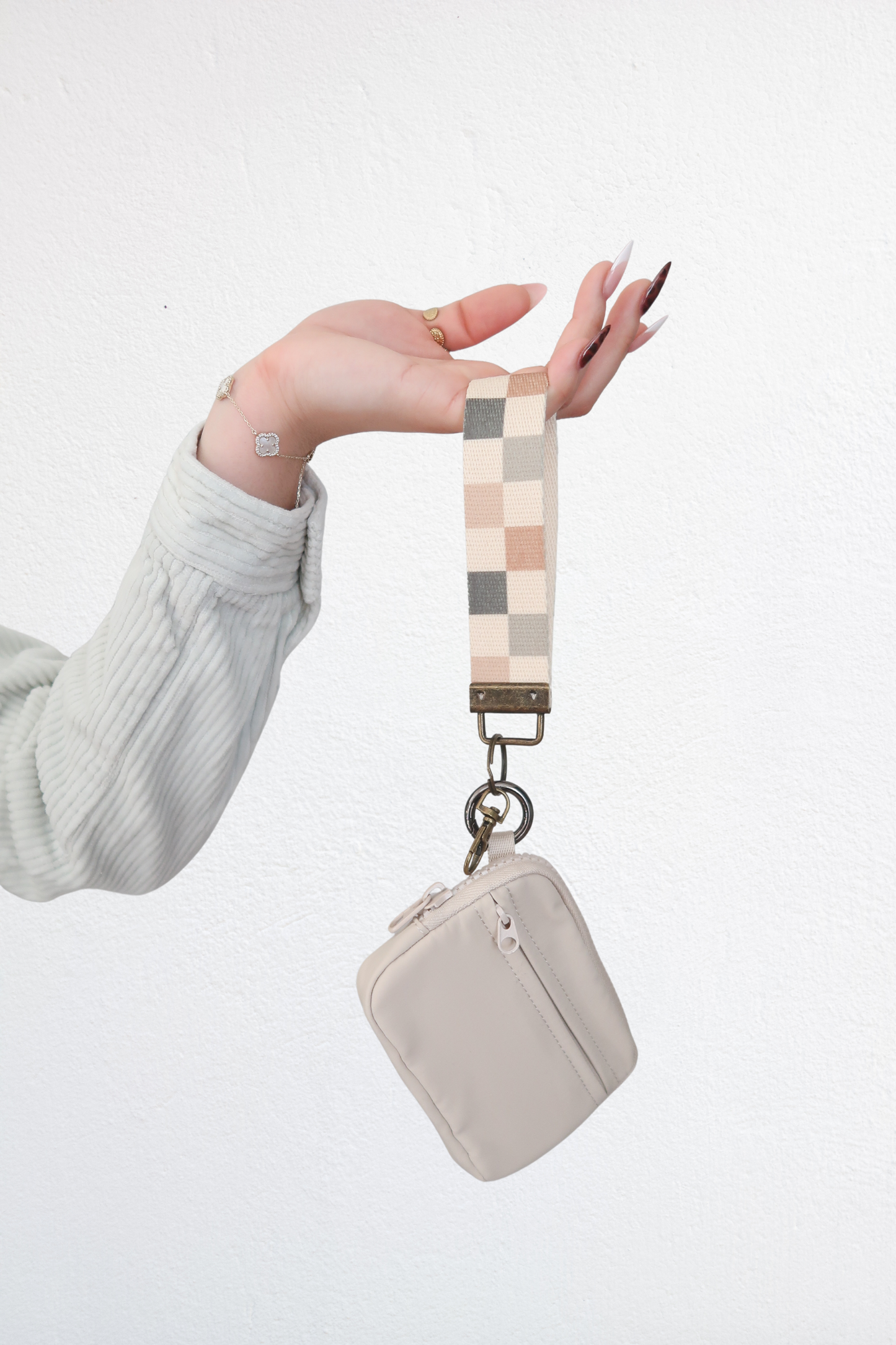 Keychain Wallet with Wrist Lanyard, Compact Card Holder Keyring, Stylish Wallet Keychain for Essentials