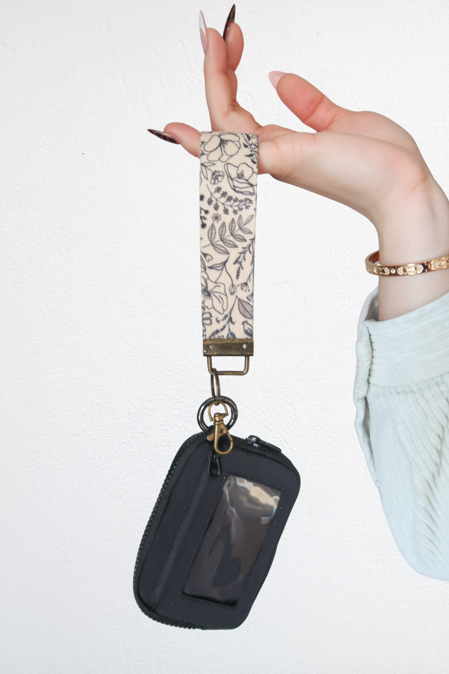 Keychain Wallet with Wrist Lanyard, Compact Card Holder Keyring, Stylish Wallet Keychain for Essentials