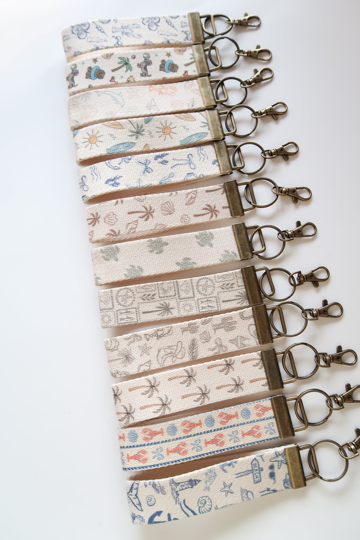 Summer Canvas Wrist Keychain Lanyard, Custom Lanyard, Key Fob Wristlet, Car Key Holder, Cute Keychain, Preppy Bow Boho Smiley Keychain Lanyard