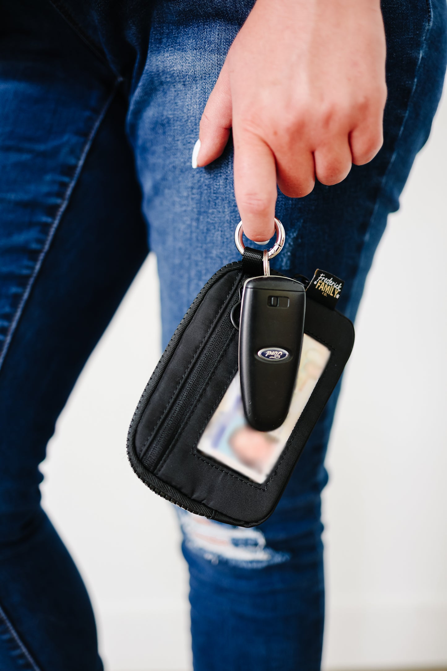 Keychain Wallet with Wrist Lanyard, Compact Card Holder Keyring, Stylish Wallet Keychain for Essentials