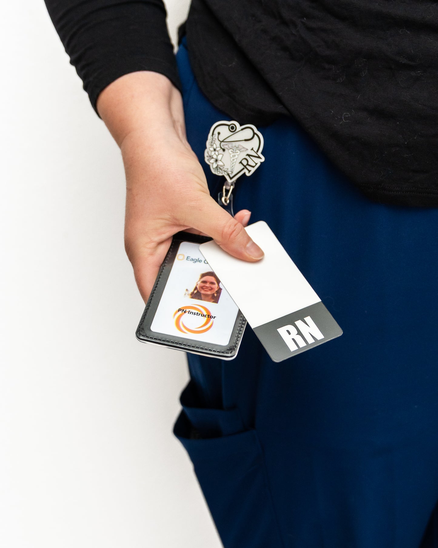 ID Badge Holder – Professional ID Card Case for Nurses, Teachers, Doctors, Therapists, Work Badge Reel & ID Card Holder with Clear Sleeve