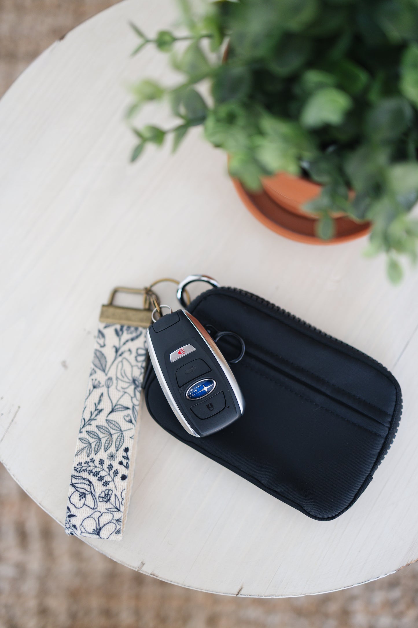 Keychain Wallet with Wrist Lanyard, Compact Card Holder Keyring, Stylish Wallet Keychain for Essentials