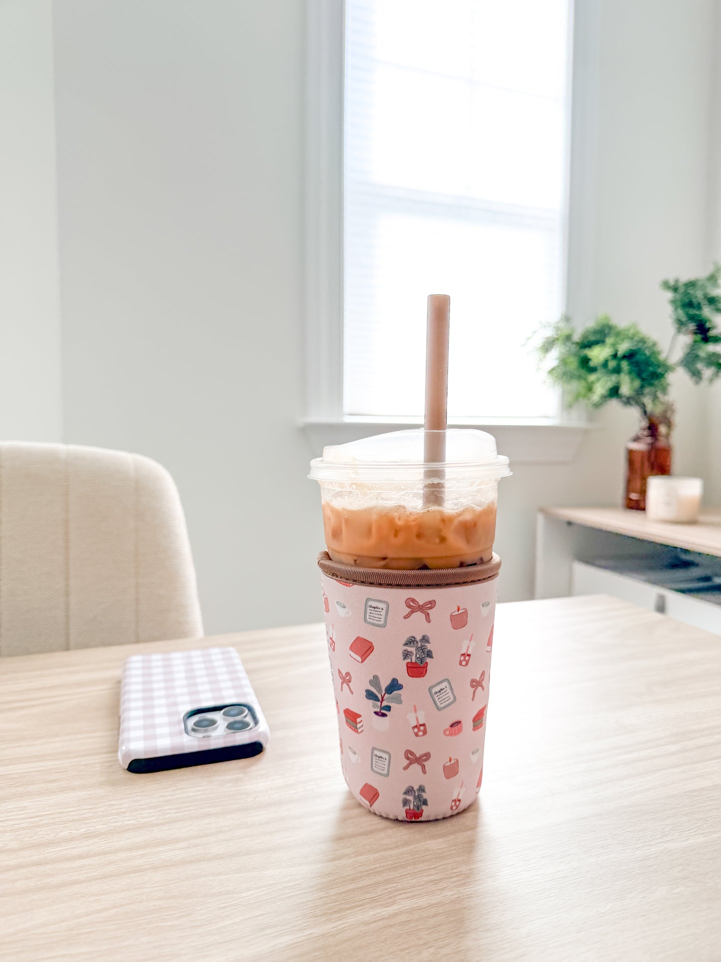 Iced Coffee Drink Sleeve, Flower Beverage Cup Sleeve,