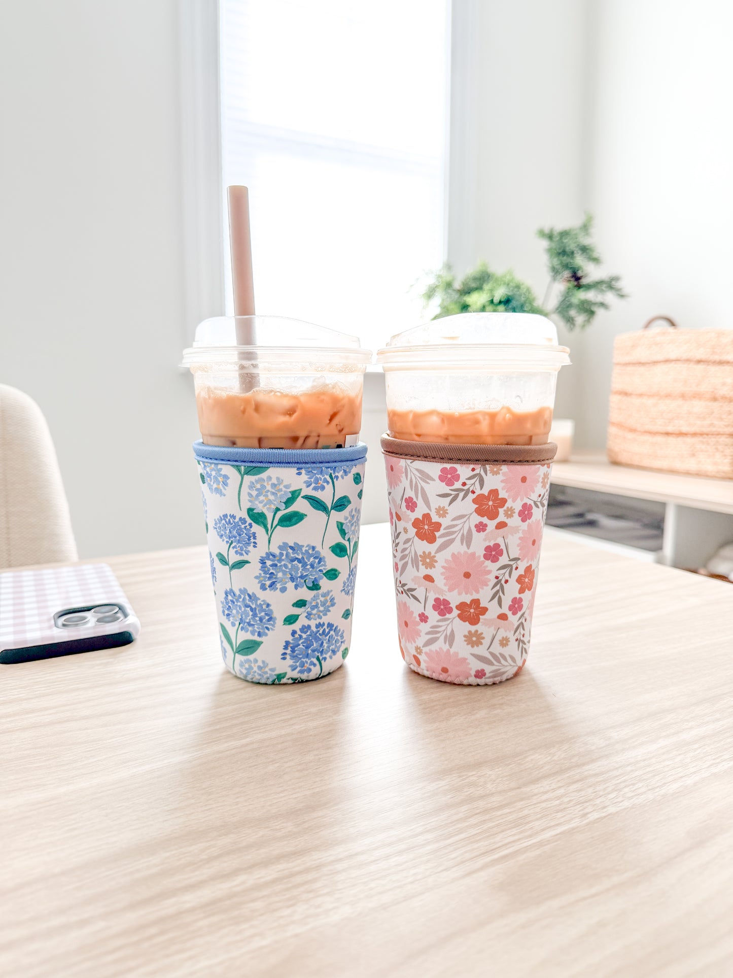 Iced Coffee Drink Sleeve, Flower Beverage Cup Sleeve,
