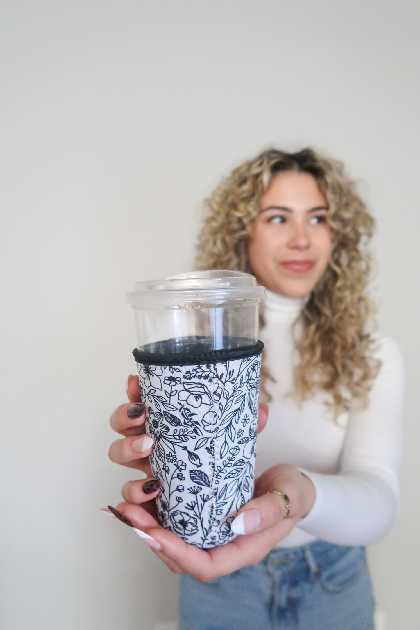 Iced Coffee Drink Sleeve, Flower Beverage Cup Sleeve,