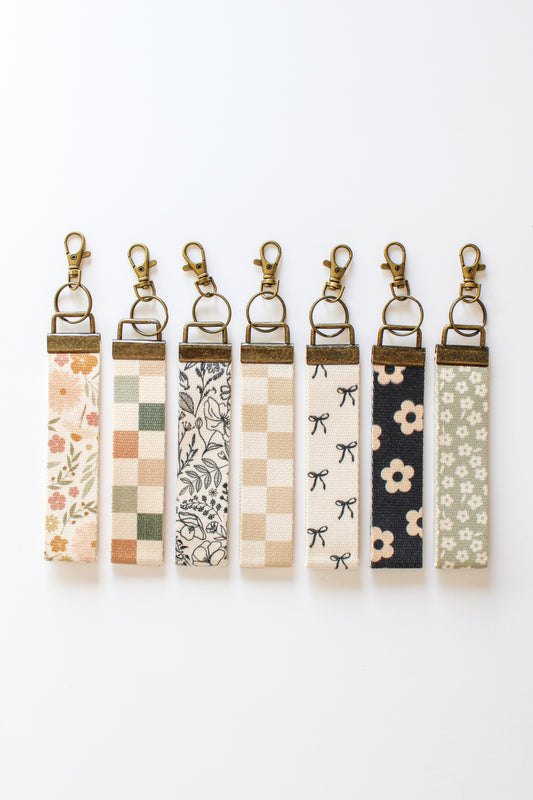 Canvas Wrist Keychain Lanyard, Custom Lanyard, Key Fob Wristlet, Car Key Holder, Cute Keychain, Preppy Bow Boho Smiley Keychain Lanyard