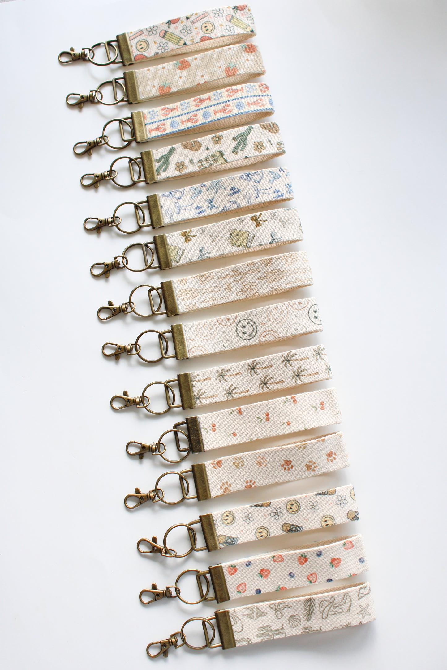 Canvas Wrist Keychain Lanyard, Custom Lanyard, Key Fob Wristlet, Car Key Holder, Cute Keychain, Preppy Bow Boho Smiley Keychain Lanyard