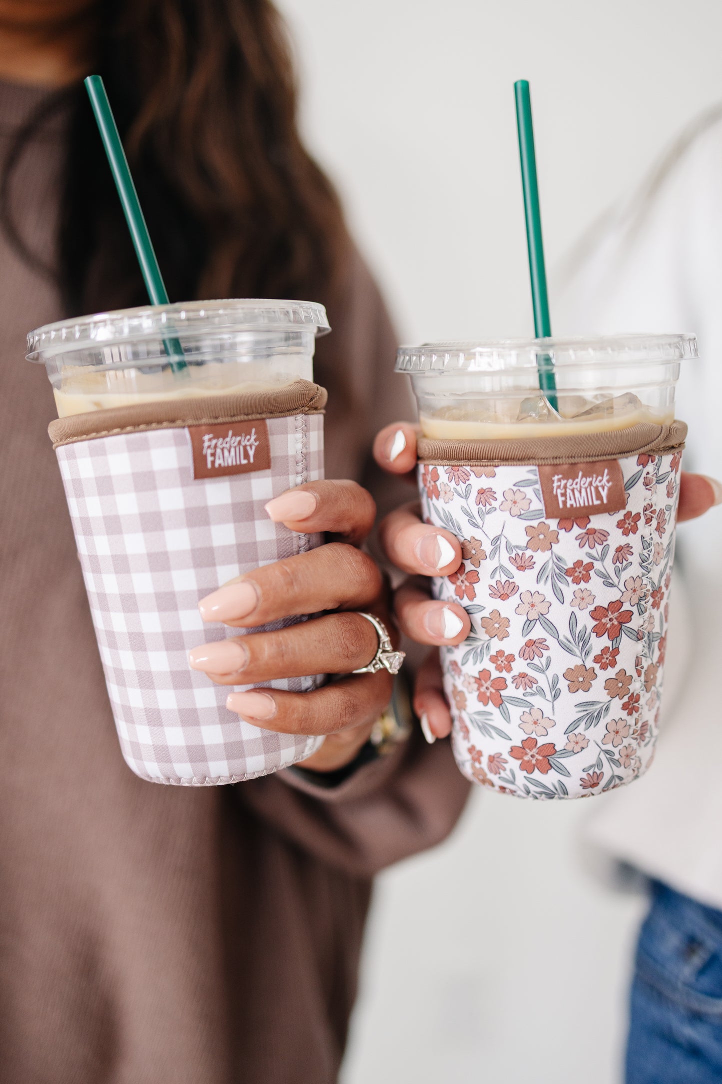 Iced Coffee Sleeve, Cute Reusable  Cup Holder Drink Sleeve, Coffee Lover Gift, Cold Drink Sleeve for Iced Coffee Cups