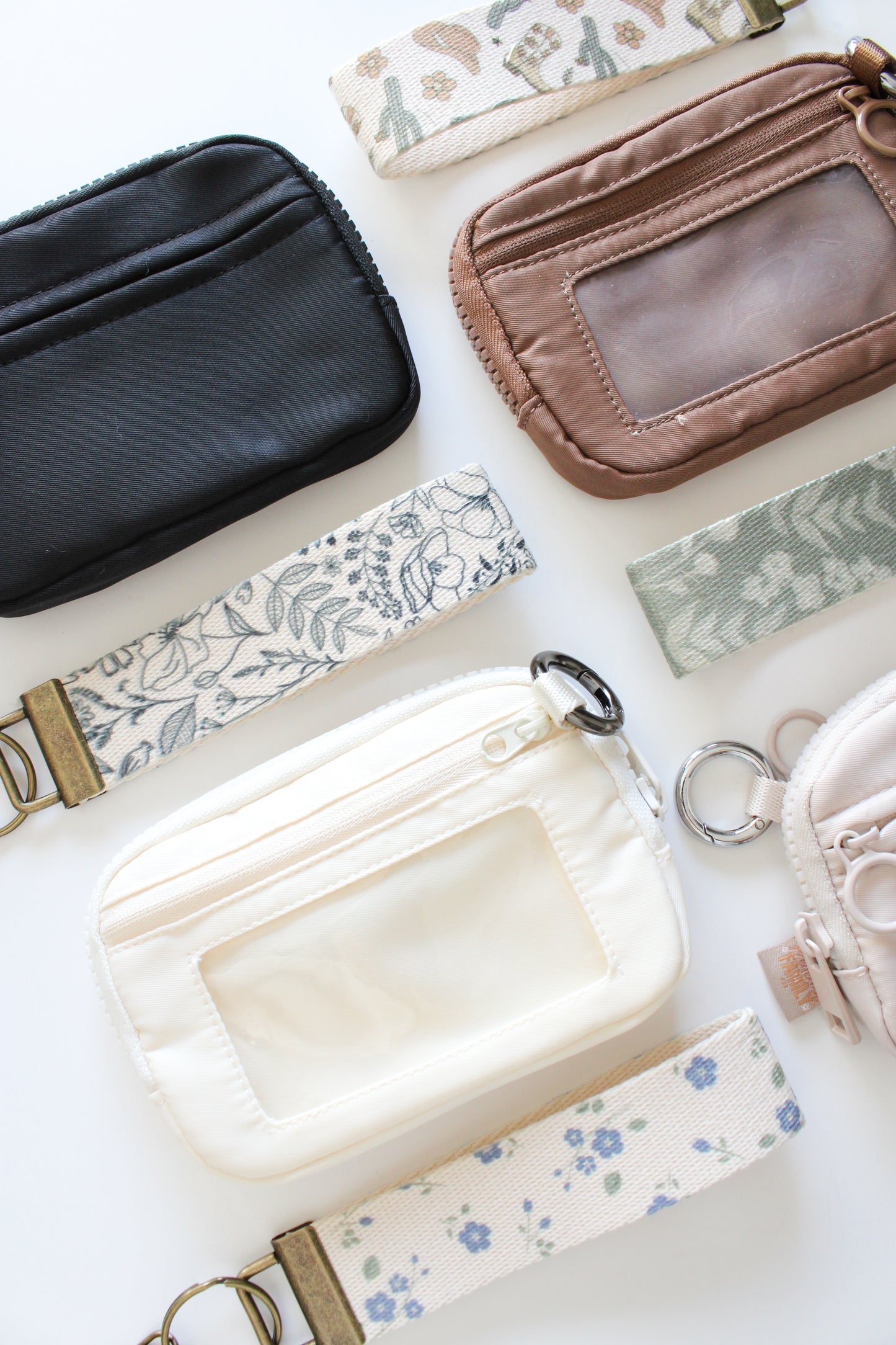 Keychain Wallet with Wrist Lanyard, Wallet Cardholder, ID keychain Lanyard, Card Case Wallet with Wristlet