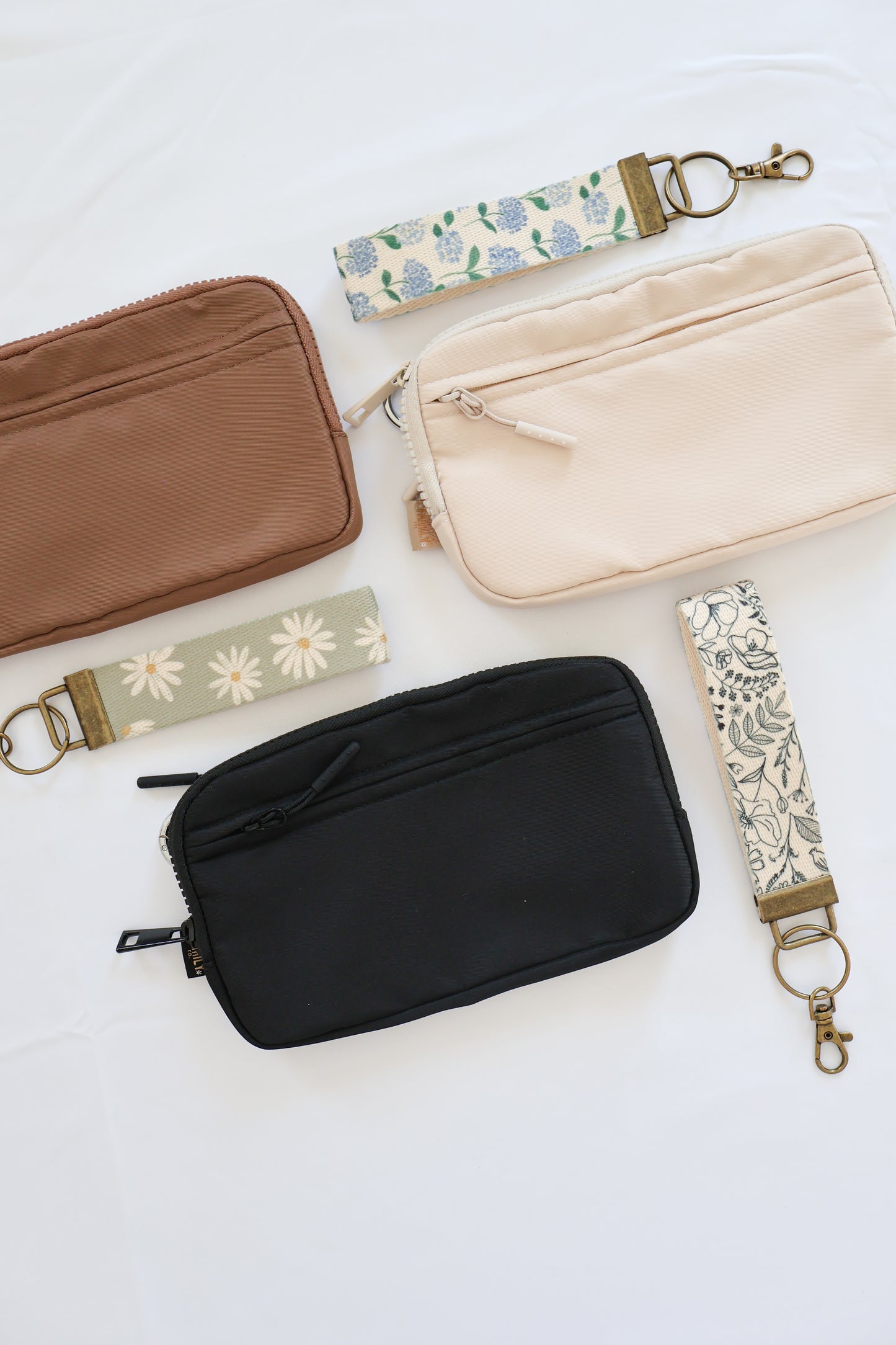 Keychain Wallet with Wrist Lanyard, Compact Card Holder Keyring, Stylish Wallet Keychain for Essentials