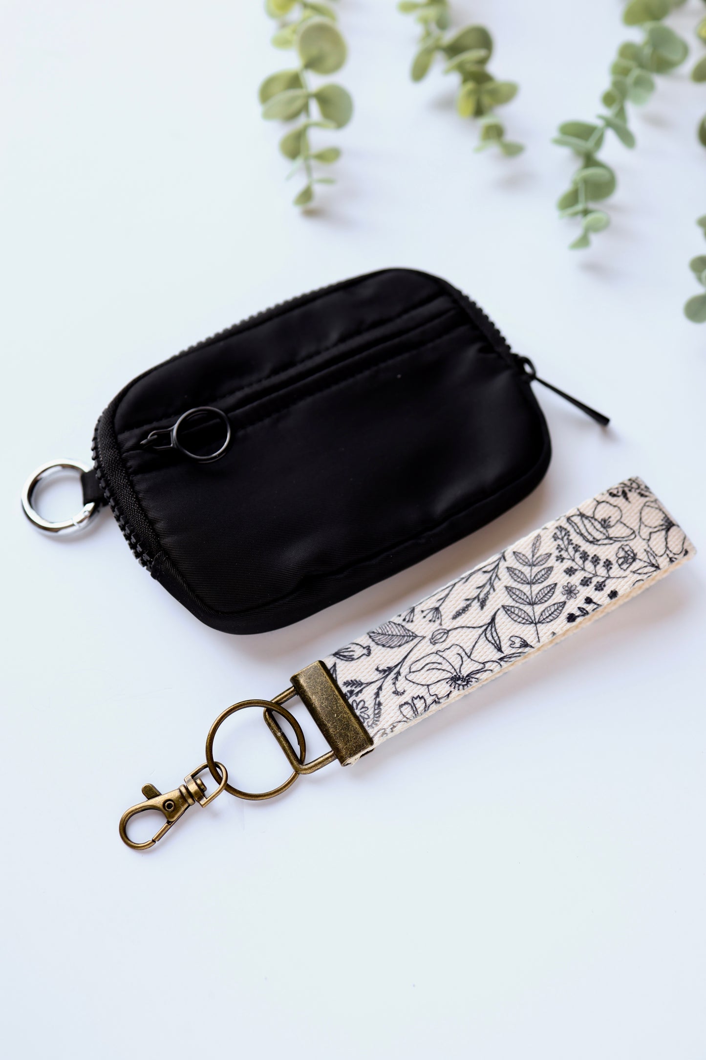 Keychain Wallet with Wrist Lanyard, Wallet Cardholder, ID keychain Lanyard, Card Case Wallet with Wristlet