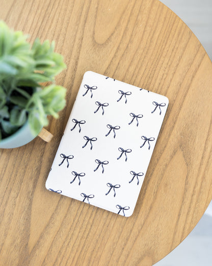 Kindle Case Clear & Printed Back with Hand Strap – Transparent Protective E-Reader Cover, Slim Lightweight Kindle Case