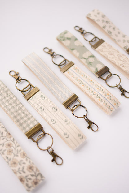 Spring Floral Canvas Wristlet Keychain and Keychain Wallet, Handmade Key Fob Lanyard, Compact Keychain Wallet