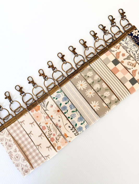 Canvas Wristlet Lanyard Keychain- Wrist Lanyard for Women, Floral Keychain, Car Key Holder, Handmade Canvas Key Fob, Gift for Her