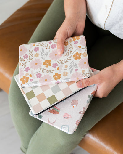 Kindle Case Clear & Printed Back with Hand Strap – Transparent Protective E-Reader Cover, Slim Lightweight Kindle Case