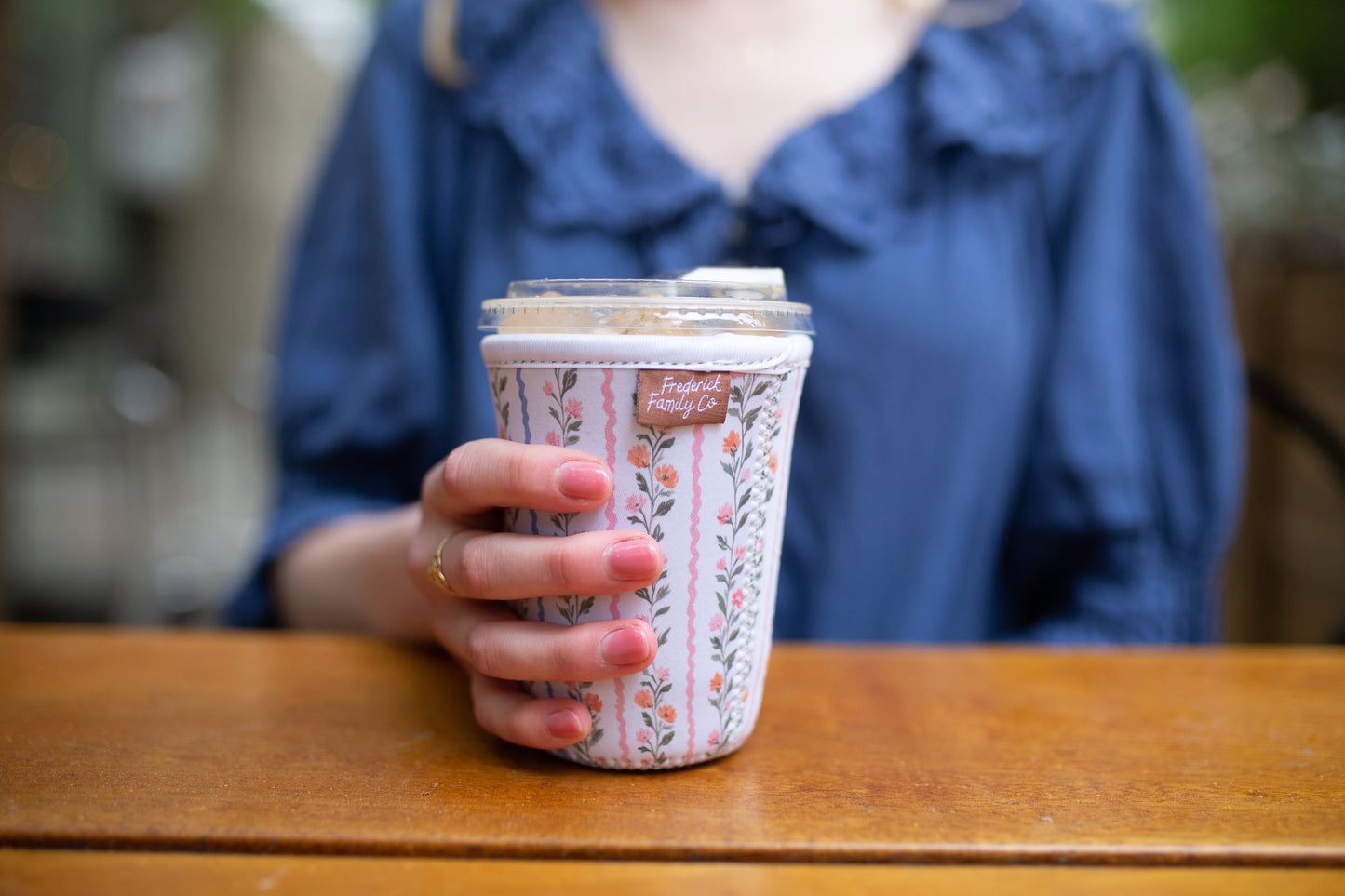 Iced Coffee Sleeve, Cute Reusable  Cup Holder Drink Sleeve, Coffee Lover Gift, Cold Drink Sleeve for Iced Coffee Cups