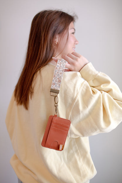 Card Holder Keychain Wallet with Wrist Lanyard, Faux Leather Compact Card Holder, Stylish Keychain Wallet for Women