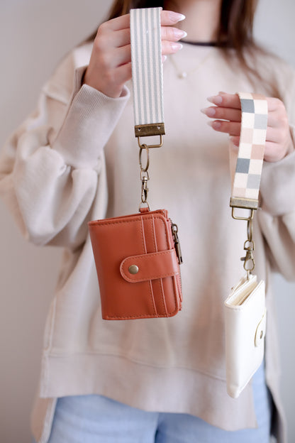 Bifold Keychain Wallet with Wrist Lanyard, Faux Leather Compact Card Holder, Stylish Keychain Wallet for Women