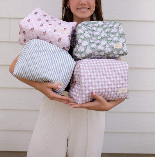 Quilted Makeup Bag for Women | Self Standing Toiletry Organizer Pouch | Large Collapsible Travel Bag | Cute Gift for Her