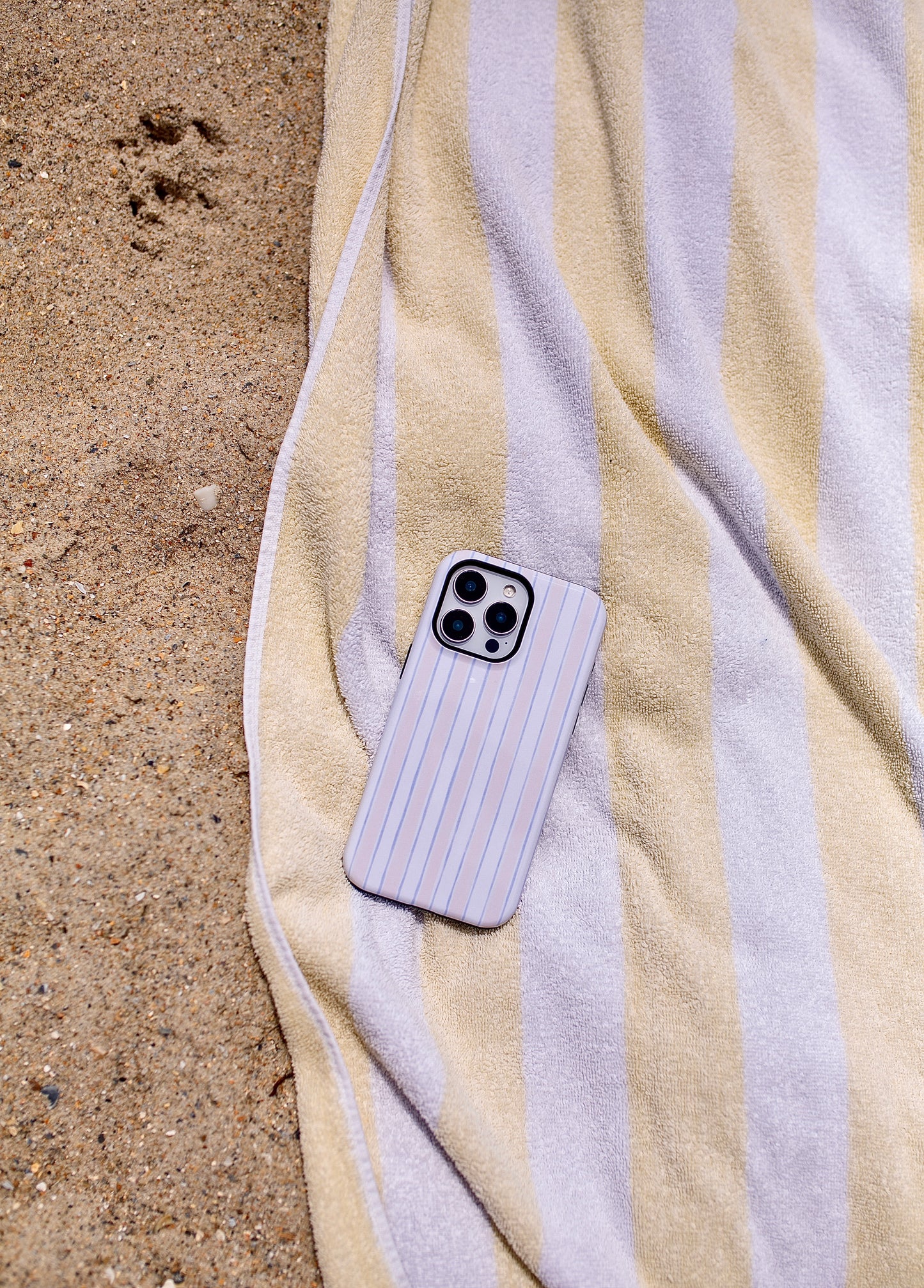 Summer Tough iPhone Case, Dual Layer Protective Phone Cover, MagSafe Compatible,  iPhone 17 - 12