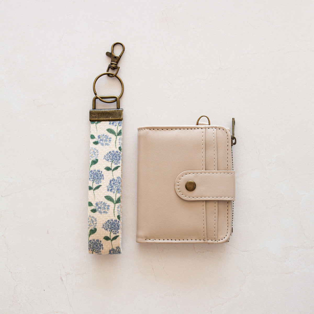 Beige bifold wallet with Blue Hydrangea wrist lanyard